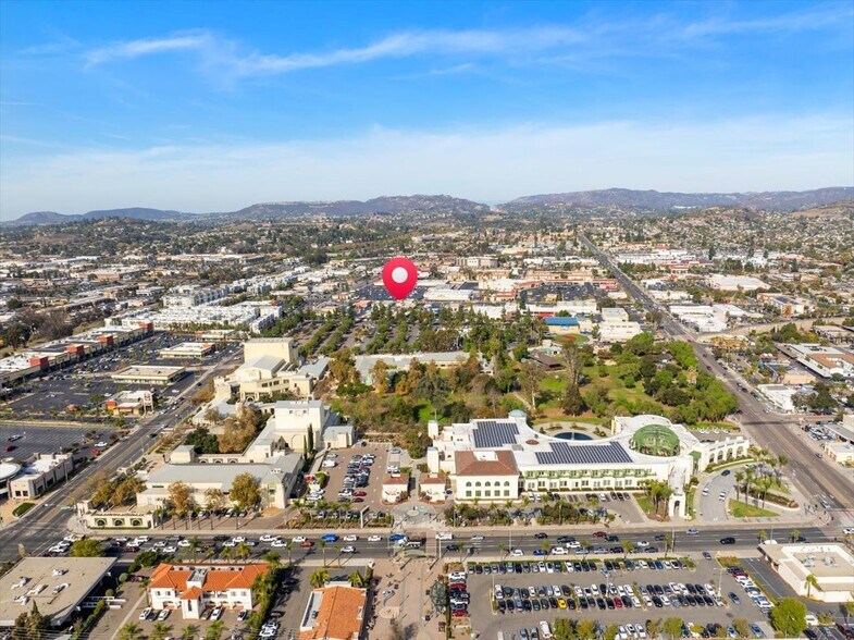 More Photos Of 239 W Washington Ave, Escondido General Retail For Sale