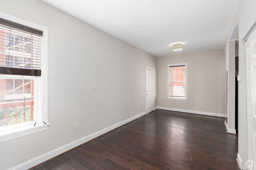 More Photos Of 617-631 W Lexington St, Baltimore Apartments For Lease