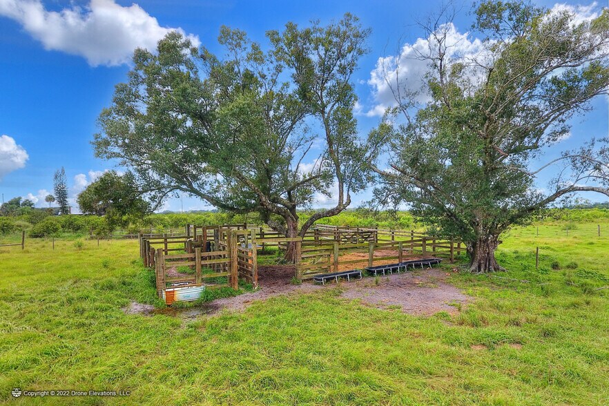 More Photos Of 4500 SW Hull Ave, Arcadia Land For Sale