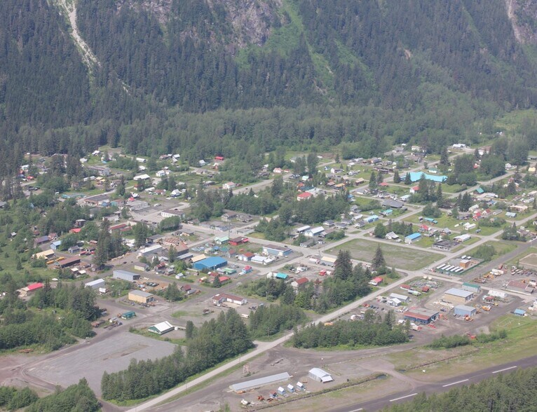 More Photos Of 405 5 Ave, Stewart Hotel For Sale