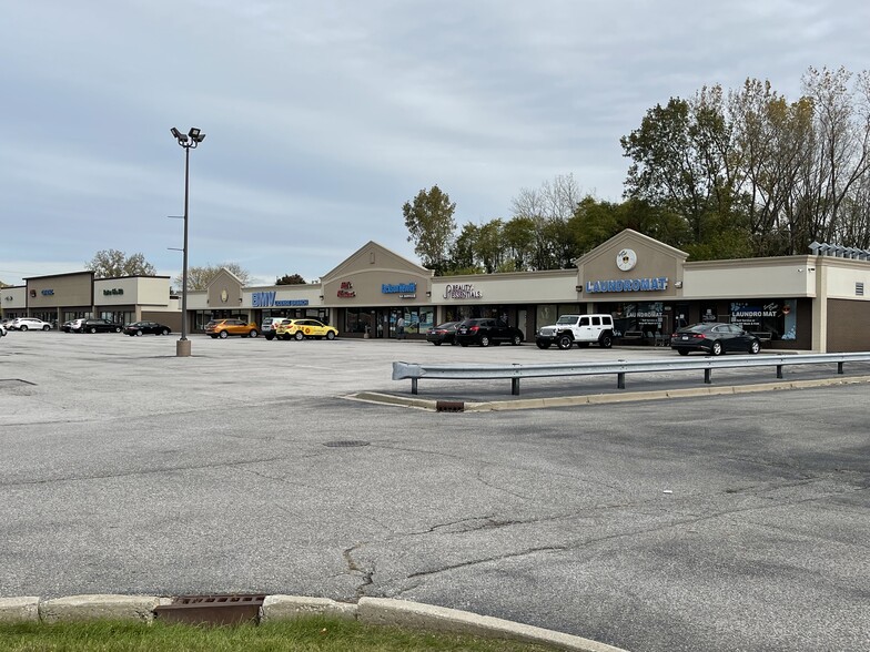 Primary Photo Of 3283-3369 Willowcreek Rd, Portage Storefront For Lease