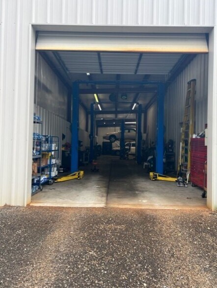 More Photos Of 2351 Dutch Fork Rd, Chapin Auto Repair For Sale