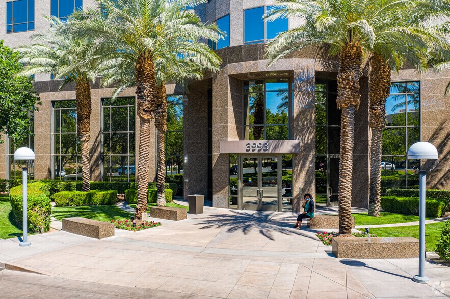 More Photos Of 3753-3993 Howard Hughes Pky, Las Vegas Unknown For Lease