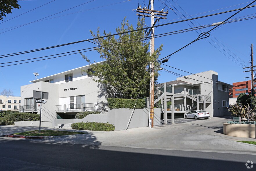 More Photos Of 814 S Westgate Ave, Los Angeles Office For Lease