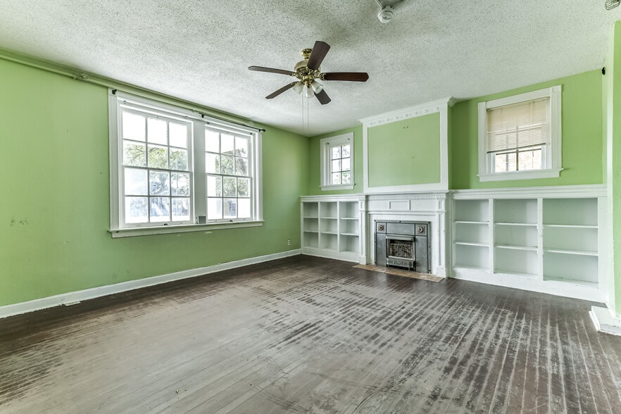 More Photos Of 1424 45th st, Galveston Land For Sale