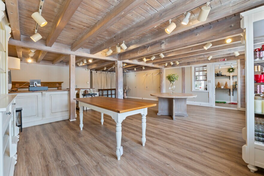 More Photos Of 2049 Post Rd, Wells Storefront Retail Office For Sale