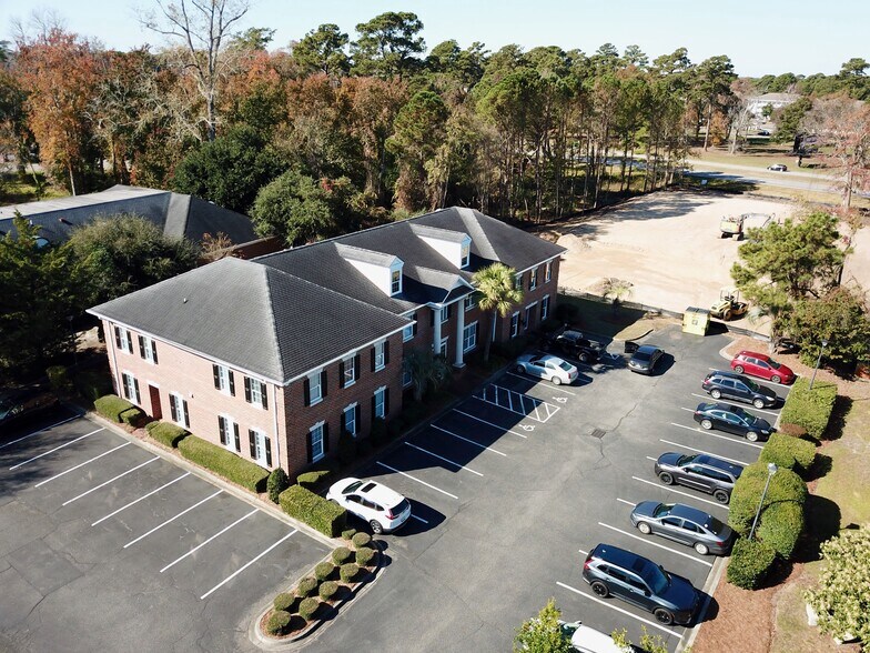 More Photos Of 4589 Oleander Dr, Myrtle Beach Office For Sale