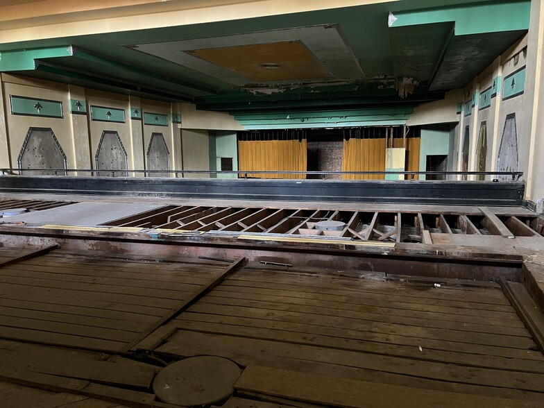 More Photos Of 213 E Marion St, Shelby Movie Theatre For Sale