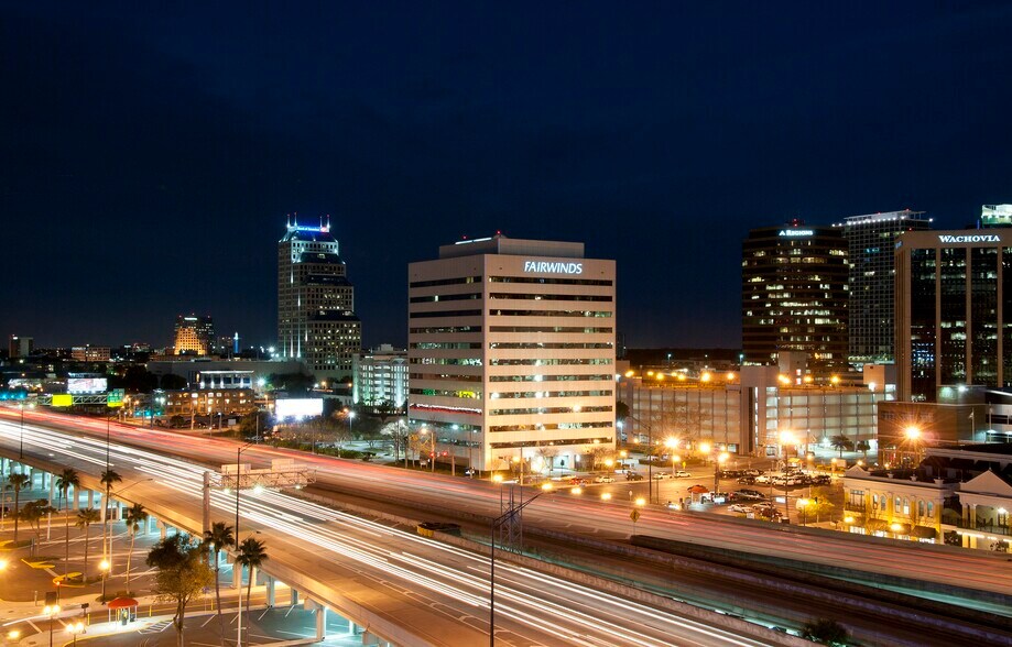 More Photos Of 135 W Central Blvd, Orlando Office For Lease