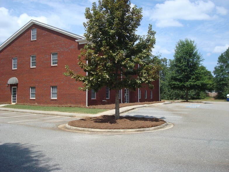 More Photos Of 1741 Hog Mountain Rd, Watkinsville Coworking Space