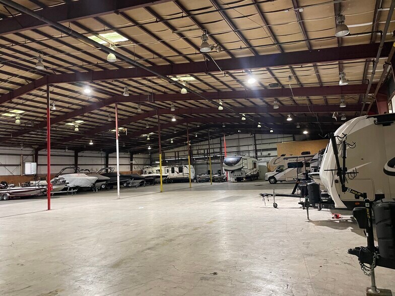 More Photos Of 601 Lee Ave, Chickamauga Manufacturing For Lease