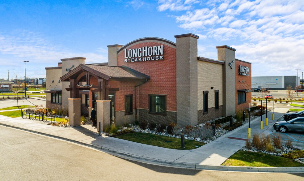 More Photos Of 28639 Wixom Rd, Wixom Restaurant For Sale