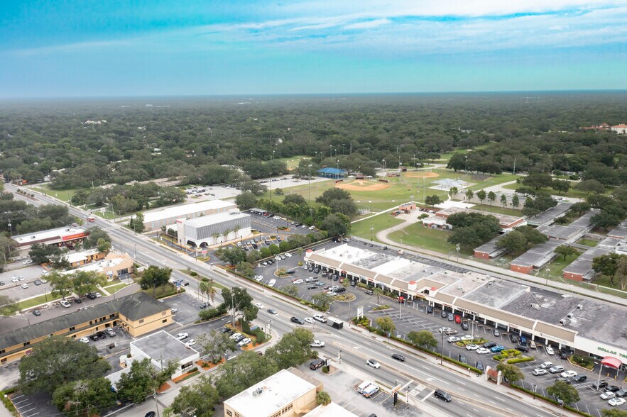 More Photos Of 9385 N 56th St, Temple Terrace General Retail For Lease