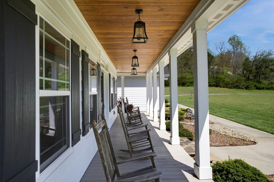 More Photos Of , Young Harris Specialty For Sale