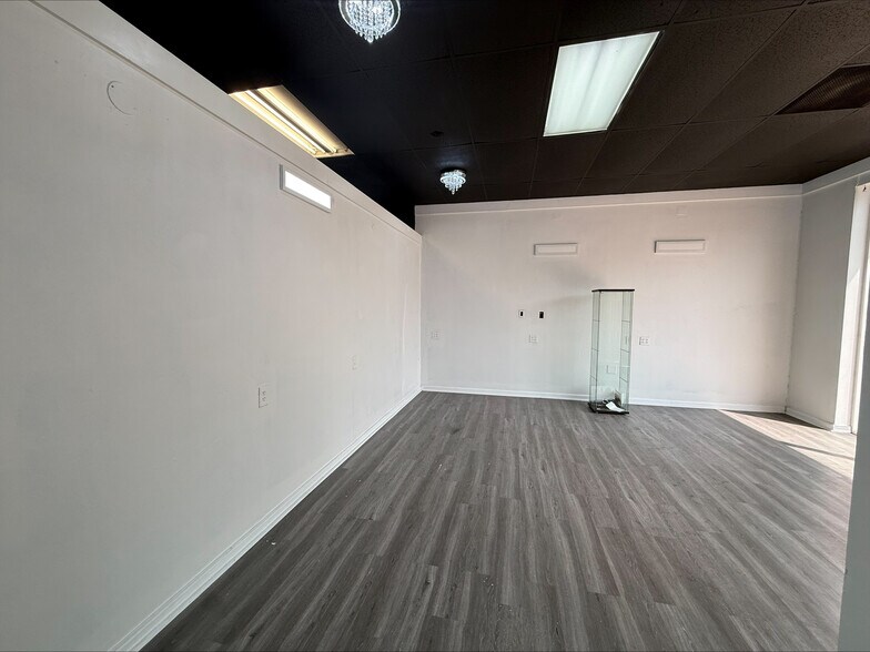 More Photos Of 4725 South Atlanta Rd, Smyrna Freestanding For Lease