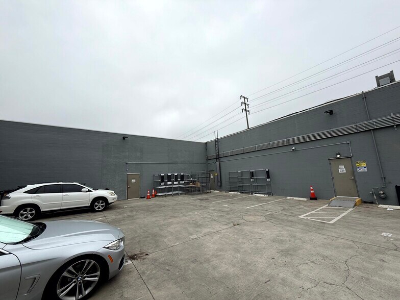 More Photos Of 1447 Santa Fe Ave, Long Beach Manufacturing For Sale