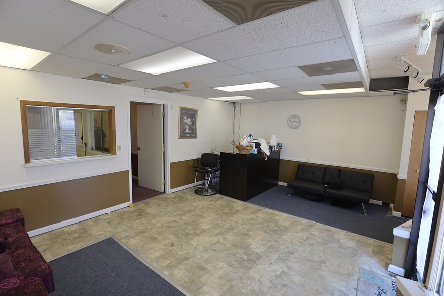 More Photos Of 2034-2046 Bailey Rd, Cuyahoga Falls Storefront Retail Office For Lease