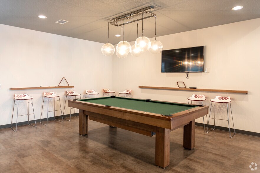 More Photos Of 811 Washington Ave S, Minneapolis Apartments For Lease