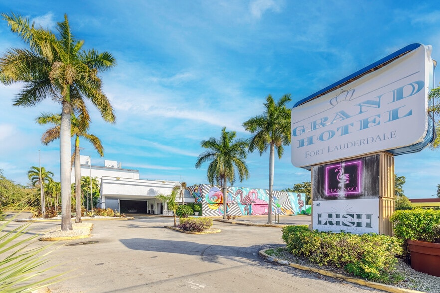 Primary Photo Of 4900 Powerline Rd, Fort Lauderdale Hotel For Sale