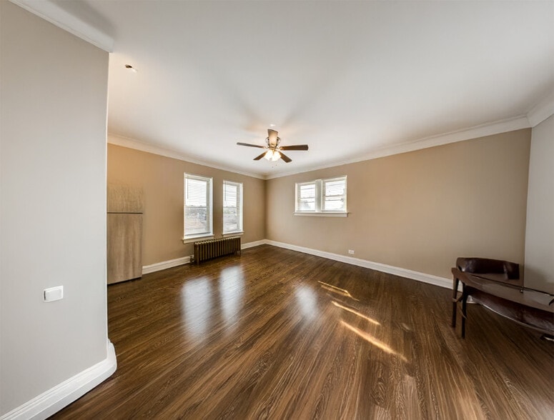 More Photos Of 8058 S Hermitage Ave, Chicago Apartments For Sale