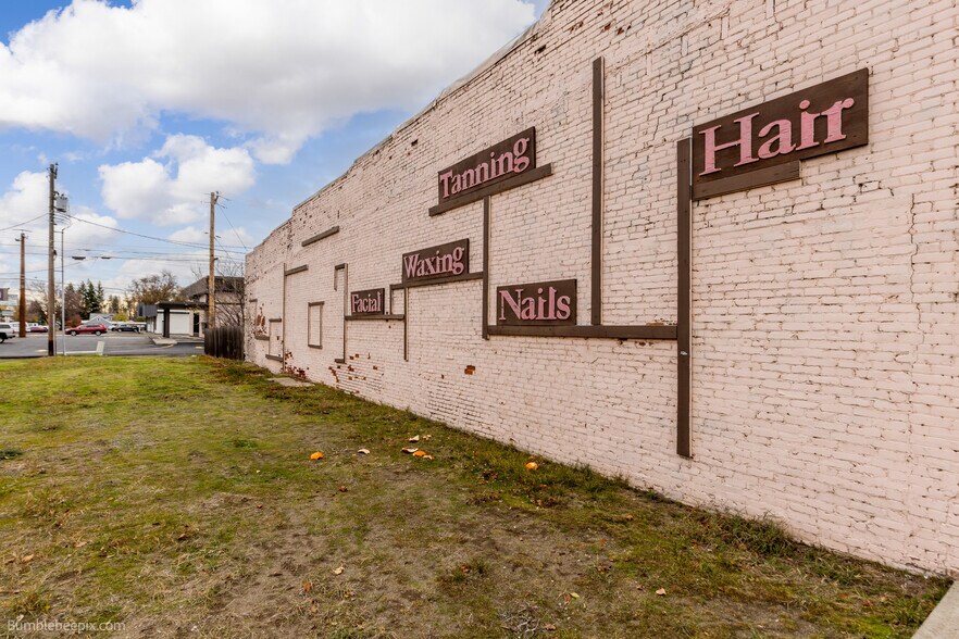 More Photos Of 118 E Lake St, Medical Lake Storefront Retail Office For Sale