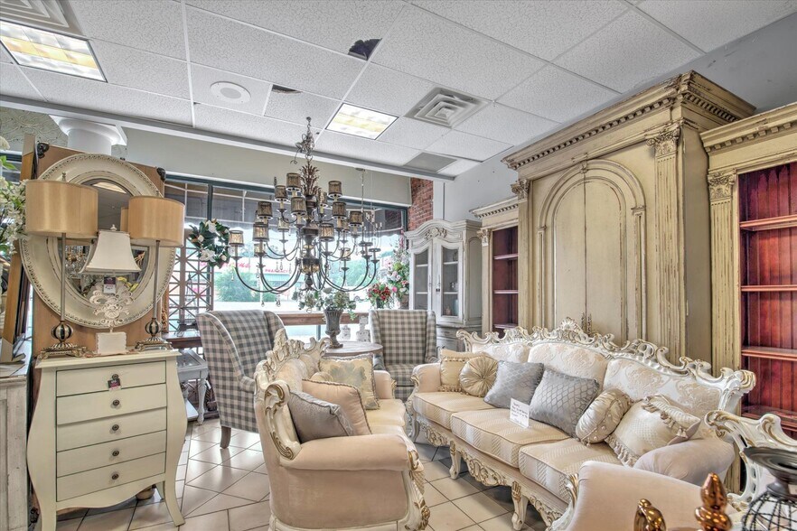 More Photos Of 1035 US Highway 9, Howell Storefront Retail Office For Lease