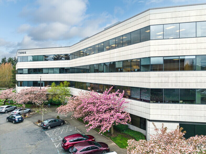 More Photos Of 20415 72nd Ave S, Kent Unknown For Lease