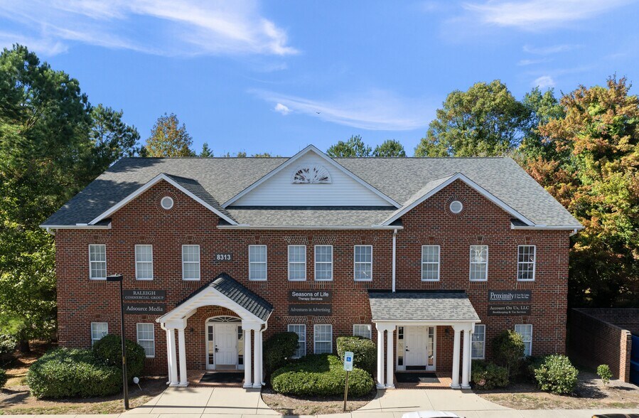 More Photos Of 8313 Six Forks Rd, Raleigh Office For Sale