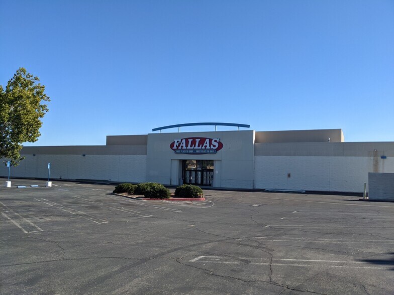 More Photos Of 2602 Somersville Rd, Antioch Freestanding For Lease