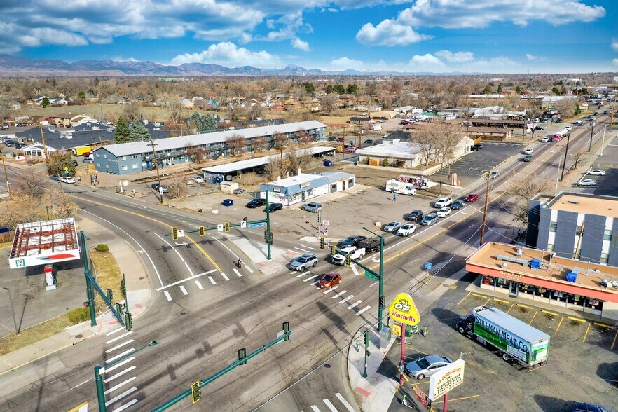 More Photos Of 105 Sheridan Blvd, Lakewood Convenience Store For Sale