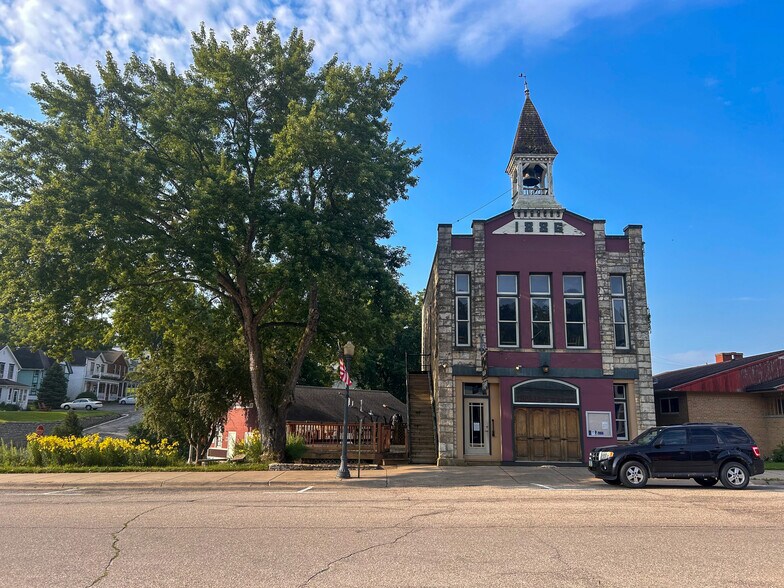 More Photos Of 111 Coffee St, Lanesboro Restaurant For Sale