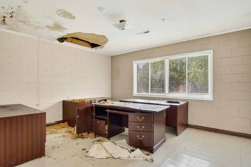 More Photos Of 306 S Allen Rd, Wake Forest Apartments For Sale