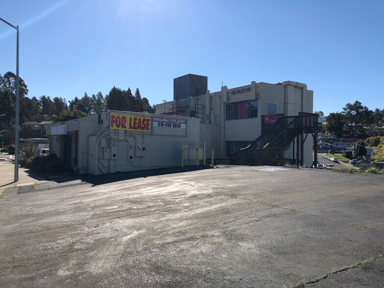 More Photos Of 435 Valley View Rd, El Sobrante Office For Lease