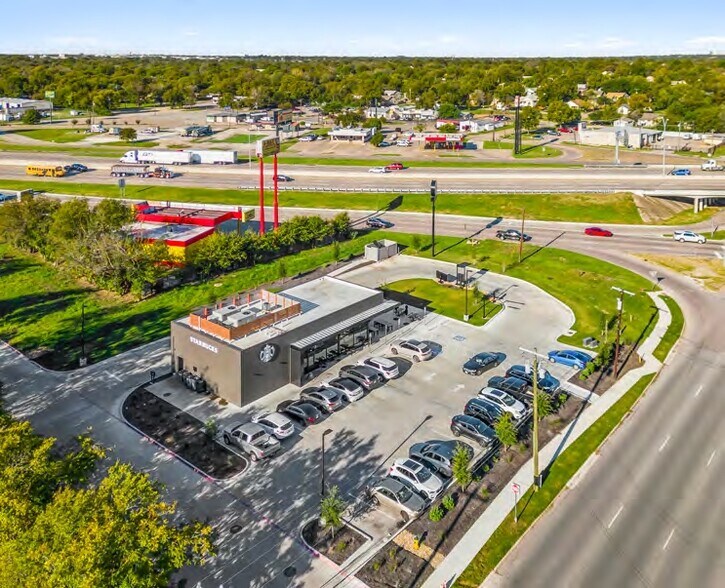 More Photos Of 1703 S 18th St, Waco Fast Food For Sale