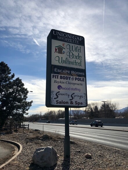 More Photos Of 3352-3366 Templeton Gap Rd, Colorado Springs General Retail For Lease