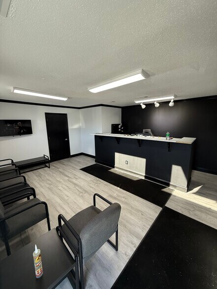 More Photos Of 2741 Boundary St, Beaufort Service For Sale