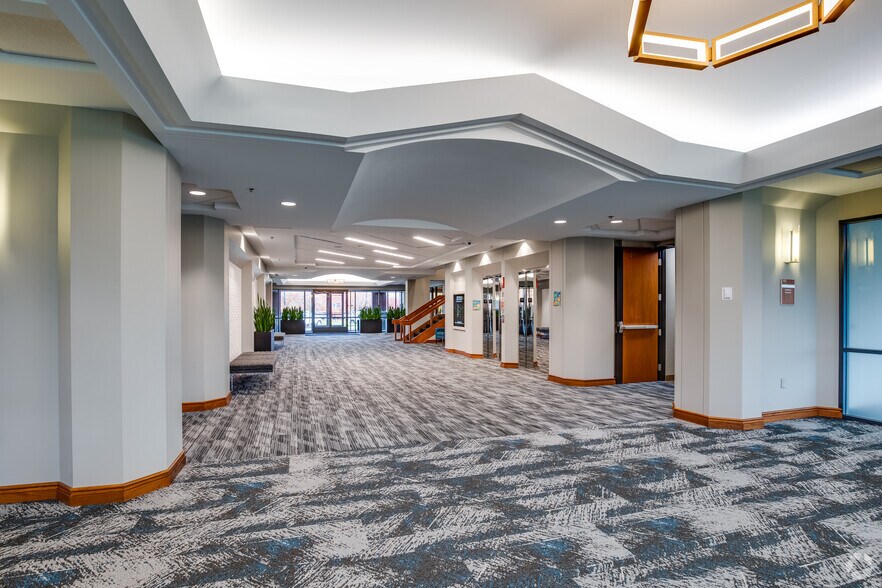 More Photos Of 1270 Northland Dr, Mendota Heights Medical For Lease
