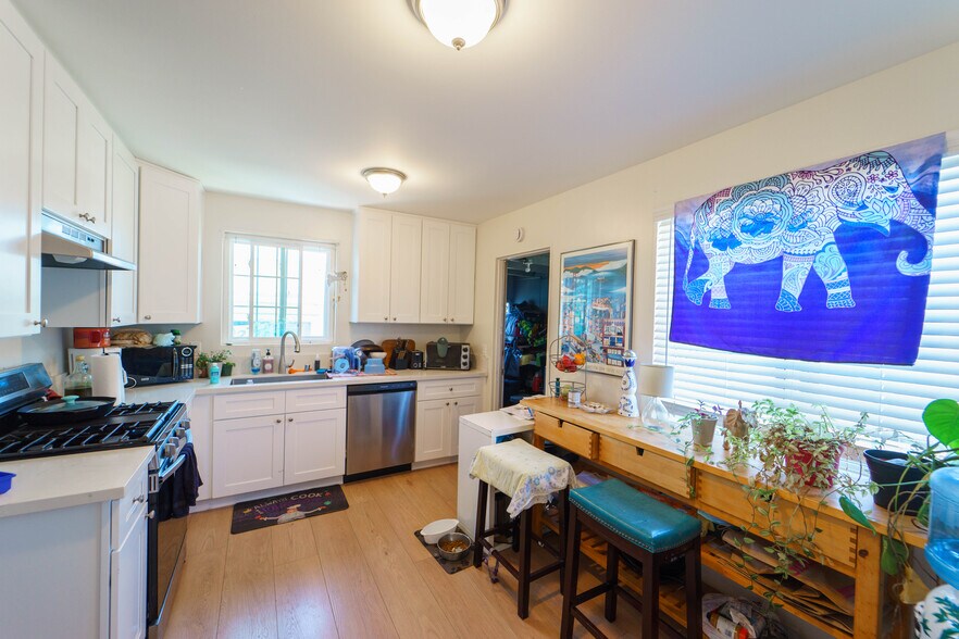 More Photos Of 7453 Fulton St, San Diego Multifamily For Sale