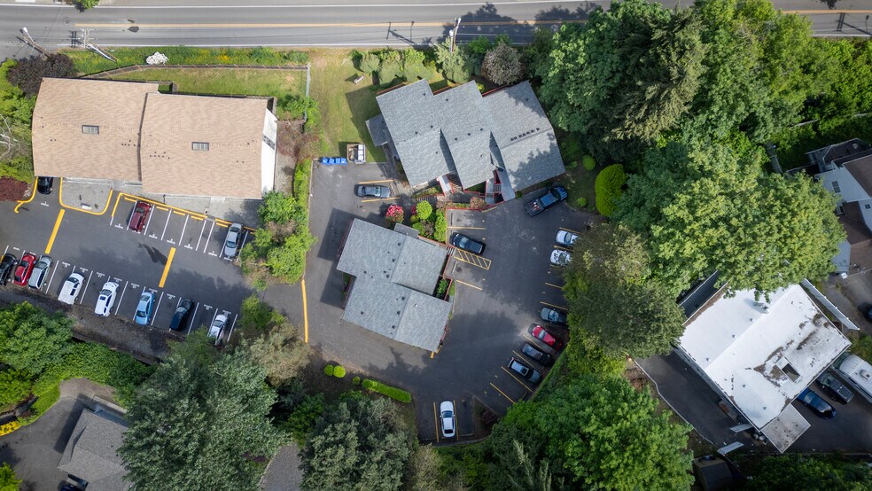 More Photos Of 108 Kensington Ave S, Kent Apartments For Sale