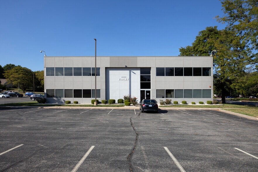 More Photos Of 8600 Farley St, Overland Park Office For Sale