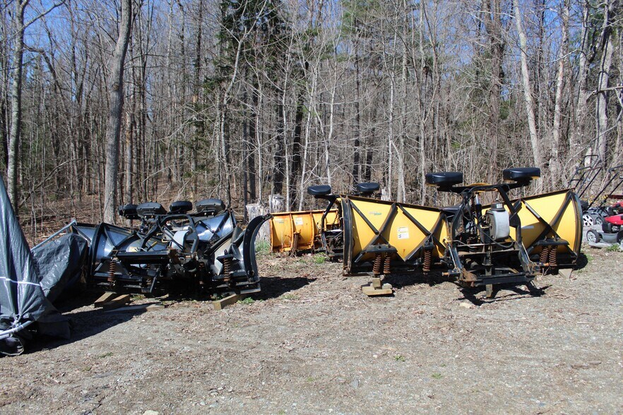 More Photos Of 759 Brooks Rd, Knox Industrial For Sale
