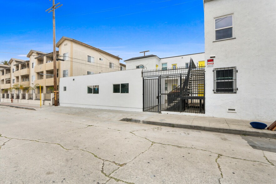 More Photos Of 4203 Council st, Los Angeles Multifamily For Sale