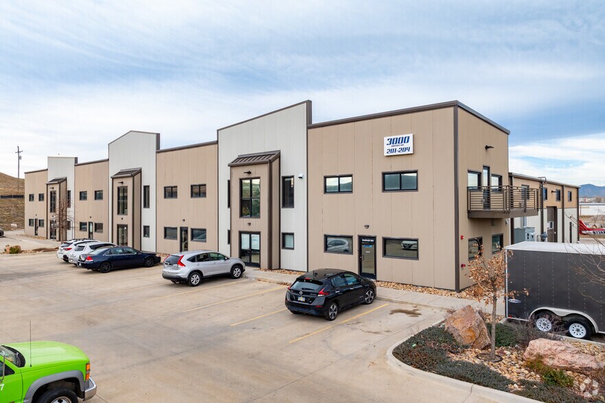 Primary Photo Of 3000 Airport Dr, Erie Research And Development For Sale