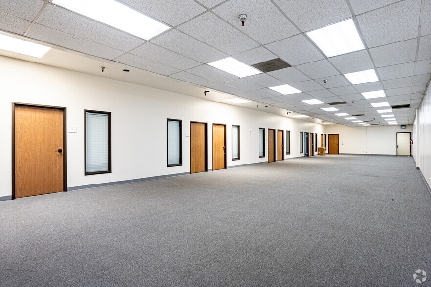 More Photos Of 347 S Stimson Ave, City Of Industry Warehouse For Lease