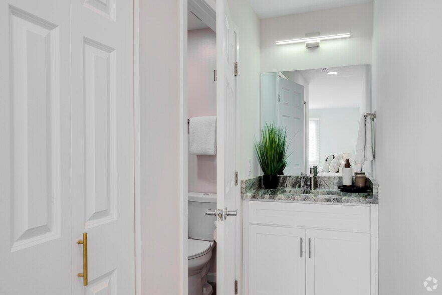 More Photos Of 315 Elden St, Herndon Apartments For Sale