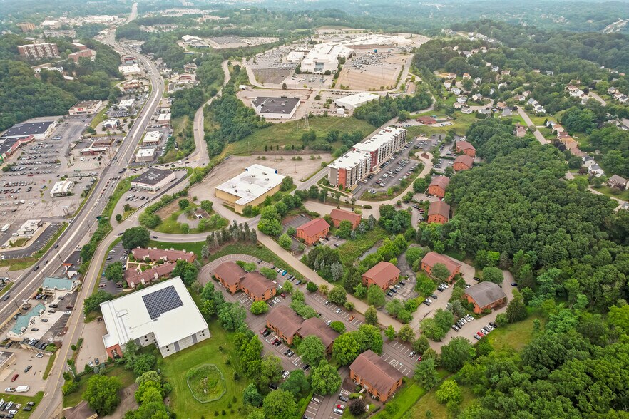 More Photos Of 600 McKnight Park Dr, Pittsburgh Office For Lease