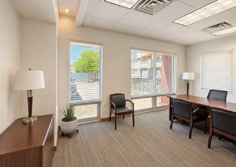 More Photos Of 810 Calle Mejia, Santa Fe Office For Sale