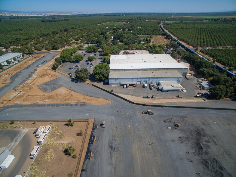 More Photos Of 2812 Hegan Ln, Chico Light Distribution For Lease