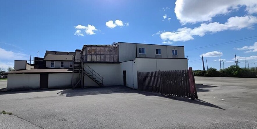 More Photos Of 544 Garrison Rd, Fort Erie Storefront Retail Office For Sale