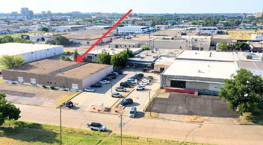Primary Photo Of 2901-2905 Shamrock Ave, Fort Worth Distribution For Sale